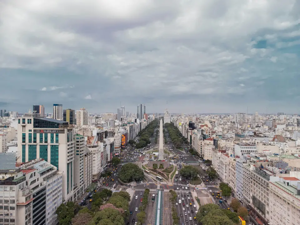 an aerial view of a city with tall buildings — Buenos Aires